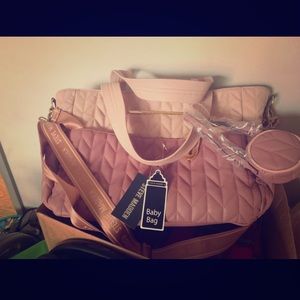 Cute BRAND NEW steve madden baby bag